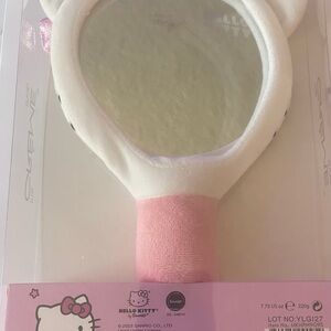 Hello Kitty mirror